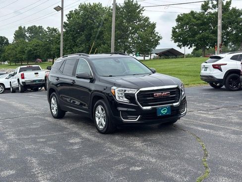Certified 2023 GMC Terrain SLE w/ Driver Convenience Package FWD image 7