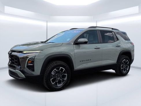 Used 2025 Chevrolet Equinox ACTIV FWD image 7