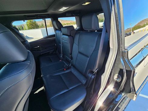 Certified 2025 Lexus GX 550 w/ Cold Area Package AWD/4WD image 17