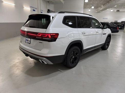 New 2026 Volkswagen Atlas Peak Edition AWD/4WD image 9