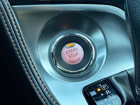 Used 2022 Nissan Maxima SR w/ Sport Mat Group image 18