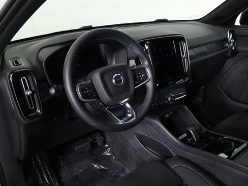 Certified 2023 Volvo C40 P8 Recharge Plus w/ Climate Package AWD/4WD image 14