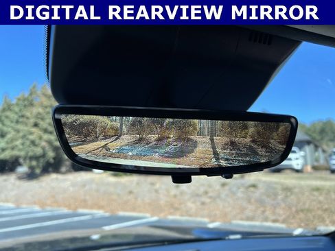 Used 2023 Cadillac Escalade Premium Luxury Platinum image 18