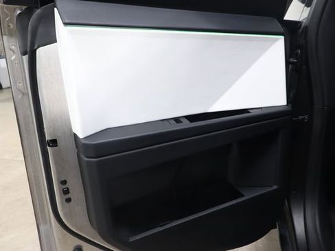 Used 2024 Tesla Cybertruck AWD Crew Cab image 16