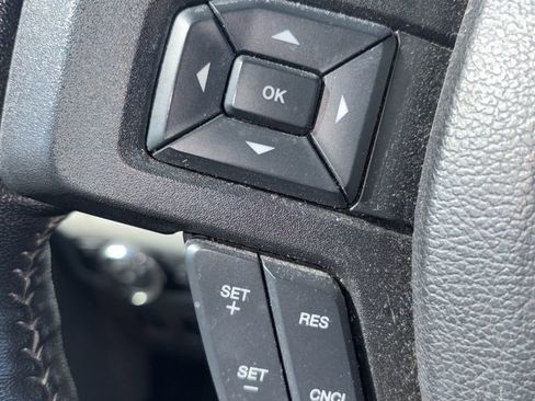 Used 2017 Ford F150 XLT w/ Equipment Group 302A Luxury image 18