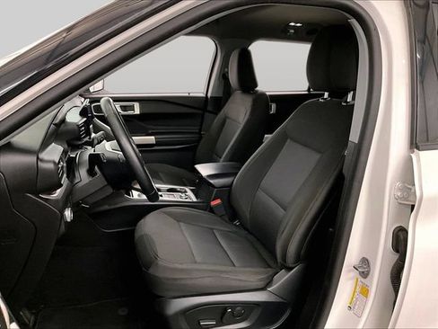 Used 2022 Ford Explorer XLT AWD/4WD image 24