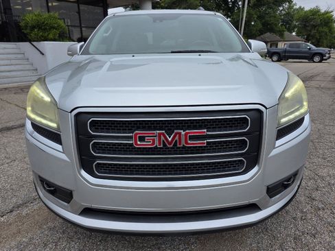 Used 2016 GMC Acadia SLT FWD image 2