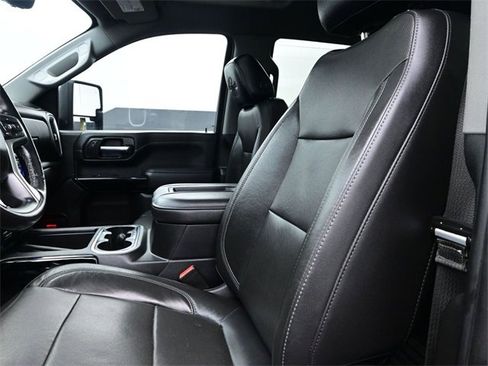 Used 2020 Chevrolet Silverado 2500 LTZ w/ LTZ Premium Package image 8