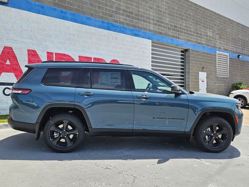 New 2026 Jeep Grand Cherokee L Limited AWD/4WD image 8