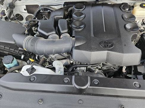 Used 2017 Toyota 4Runner TRD Off-Road Premium image 21