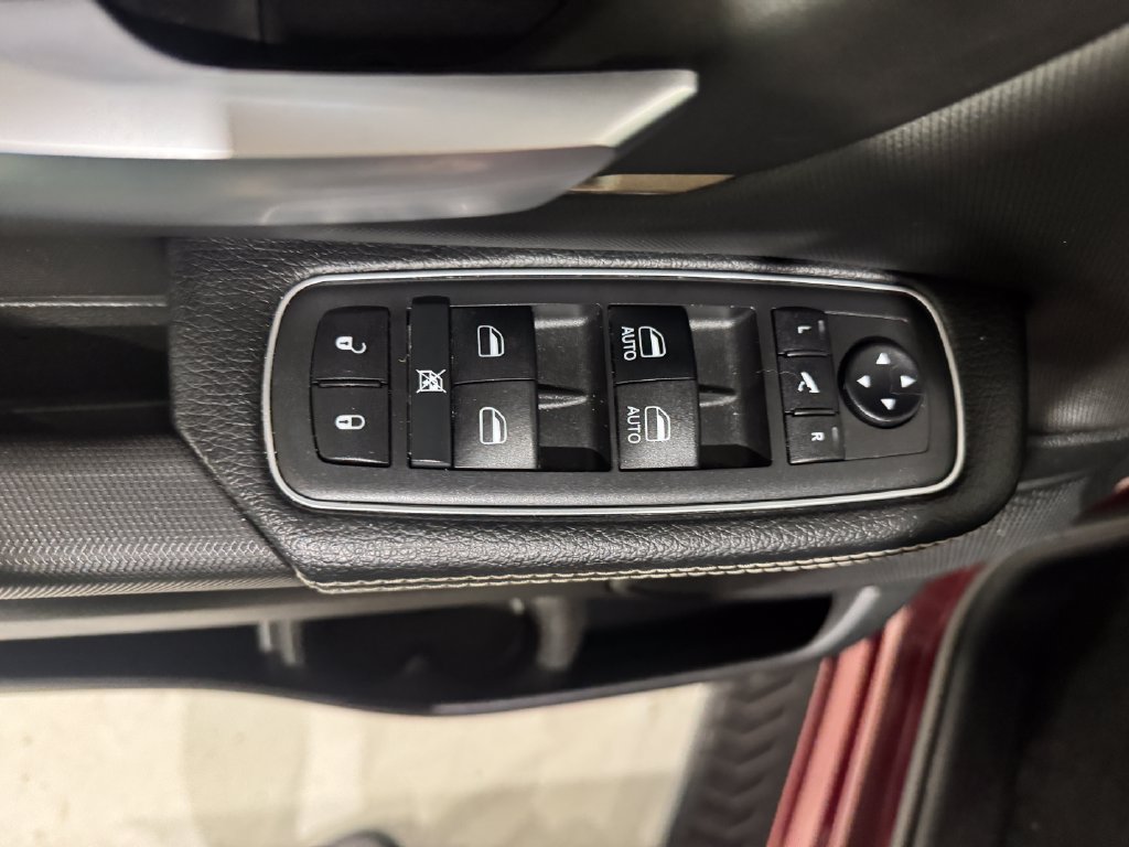 Used 2019 RAM 1500 Sport w/ Level 2 Equipment Group AWD/4WD image 17