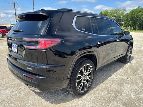Used 2026 GMC Acadia Denali Ultimate w/ LPO, Floor Liner Package FWD image 24