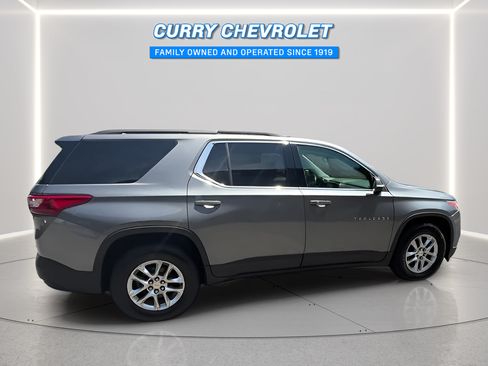 Used 2021 Chevrolet Traverse LT AWD/4WD image 16