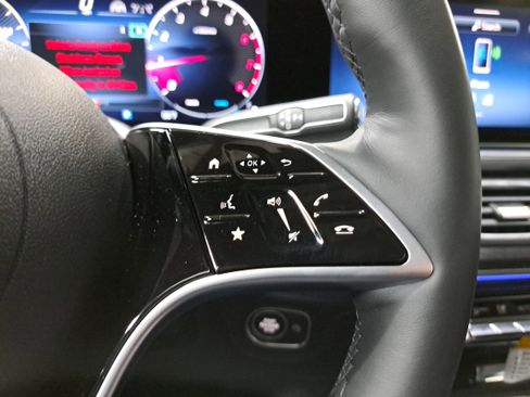 New 2026 Mercedes-Benz GLE 350 4MATIC image 19