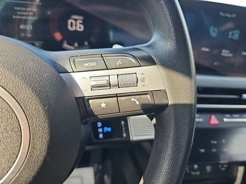 Used 2025 Hyundai Sonata SEL FWD image 18