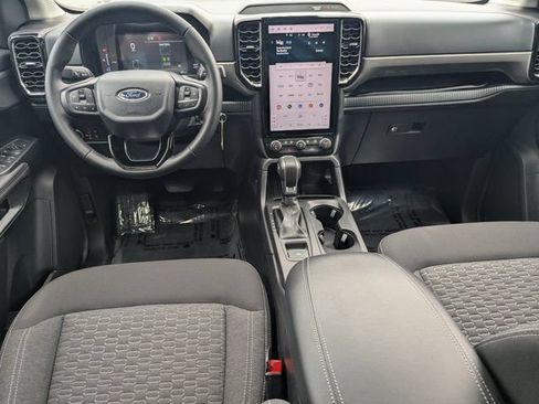 Used 2025 Ford Ranger XLT w/ Equipment Group 301A High AWD/4WD image 19