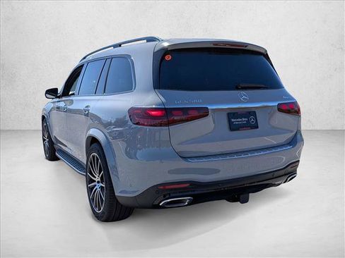 New 2026 Mercedes-Benz GLS 580 4MATIC image 8