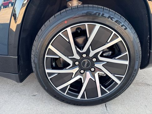 New 2025 Jeep Wagoneer S Limited image 12