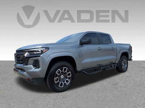 Certified 2026 Chevrolet Colorado Z71 w/ Technology Package AWD/4WD image 2