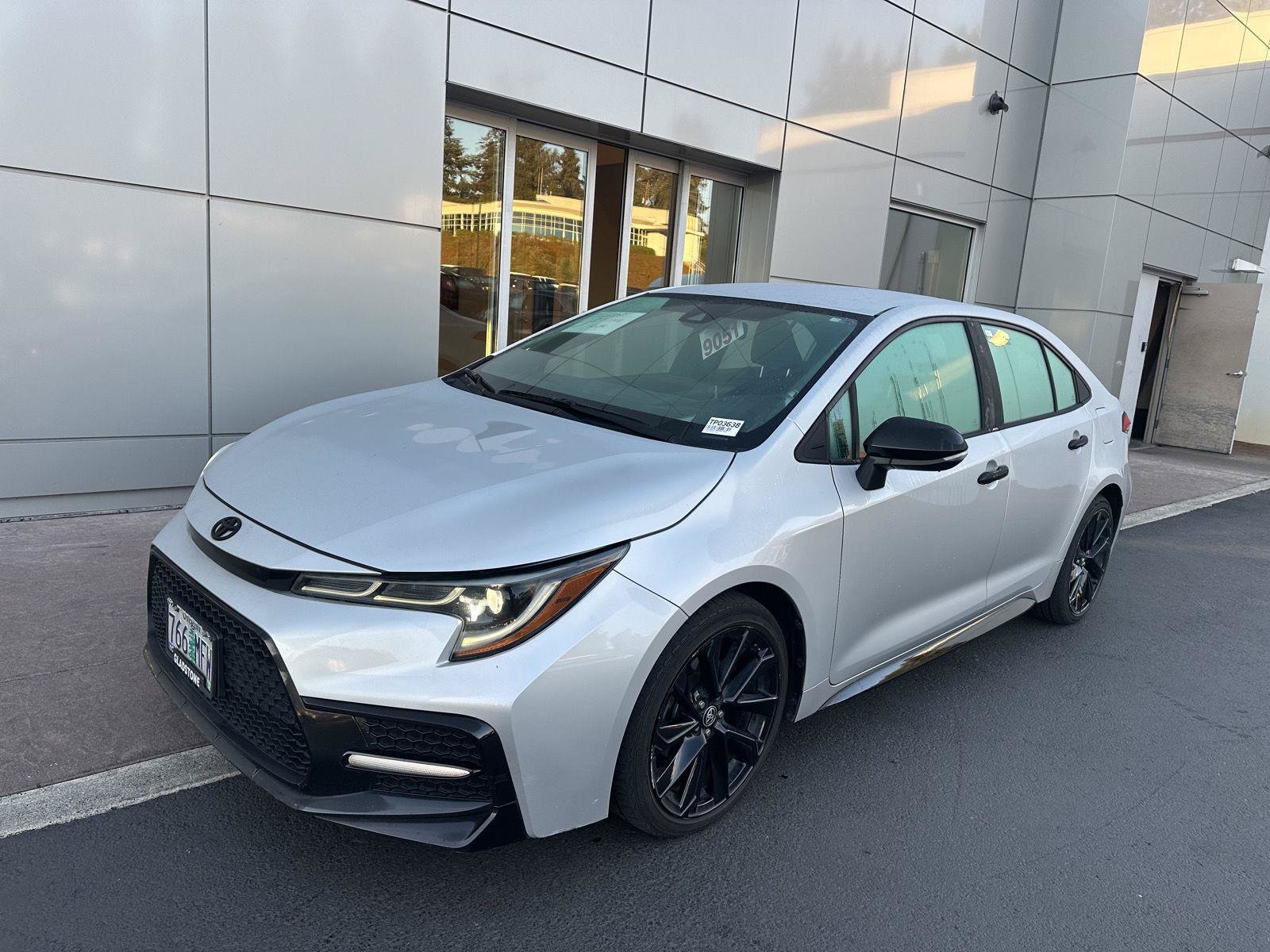 Used 2021 Toyota Corolla SE FWD image 1