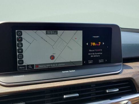 Used 2022 Kia Telluride SX w/ Towing Package FWD image 19
