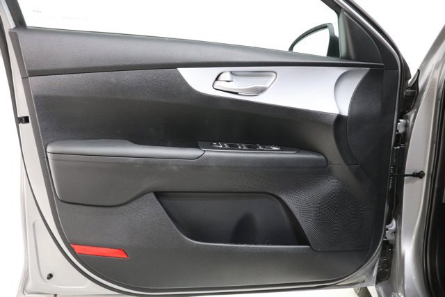 Used 2024 Kia Forte LXS FWD image 16