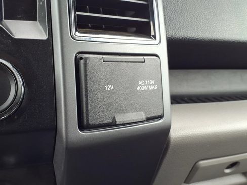 Used 2020 Ford F150 XLT w/ Equipment Group 302A Luxury AWD/4WD image 30