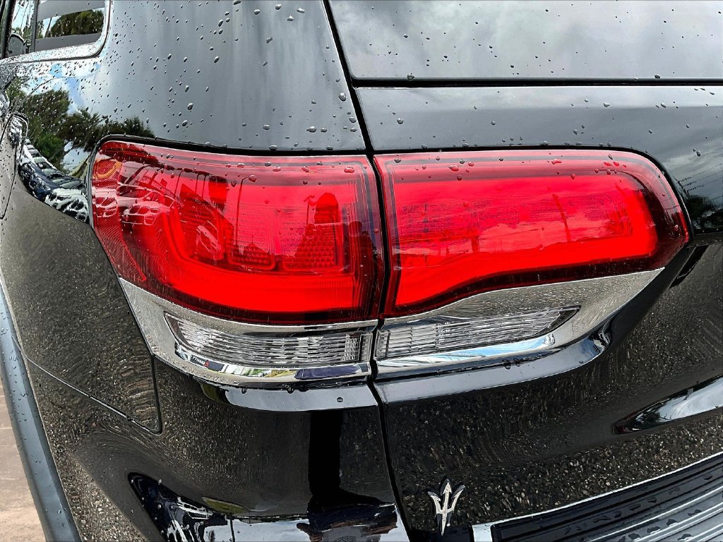 Used 2022 Jeep Grand Cherokee Limited RWD image 23