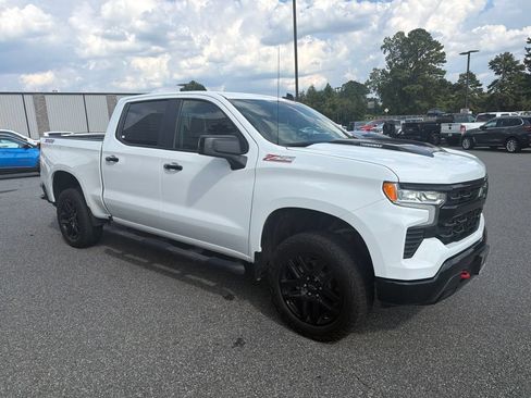 Used 2025 Chevrolet Silverado 1500 LT Trail Boss w/ Protection Package AWD/4WD image 11
