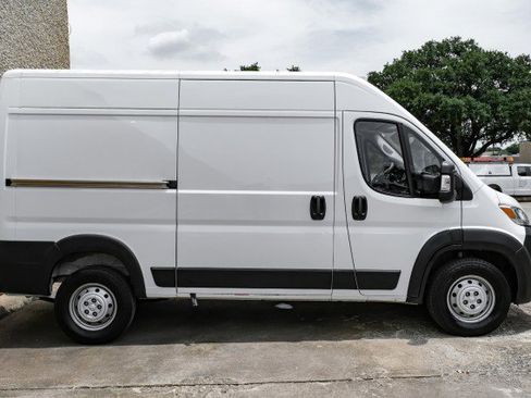 Used 2023 RAM ProMaster 1500 w/ Convenience Group FWD image 7