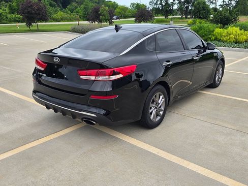 Used 2020 Kia Optima LX FWD image 7