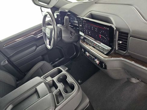 Used 2022 GMC Sierra 1500 Elevation image 11