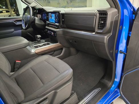 Used 2025 Chevrolet Silverado 1500 RST w/ Z71 Off-Road Package image 36