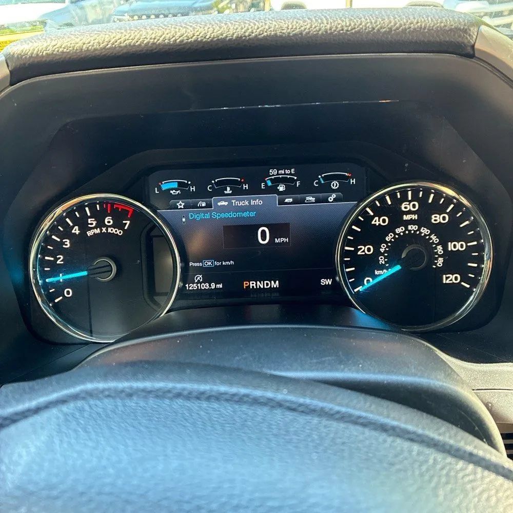 Used 2019 Ford F150 Lariat w/ Equipment Group 502A Luxury AWD/4WD image 20