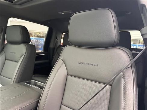 New 2026 GMC Sierra 2500 Denali w/ Denali Reserve Package image 26