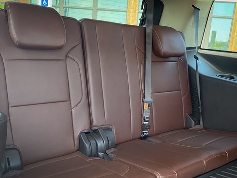 Used 2016 Chevrolet Tahoe LTZ AWD/4WD image 31