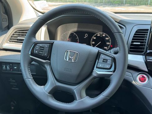 Certified 2026 Honda Odyssey EX-L image 14