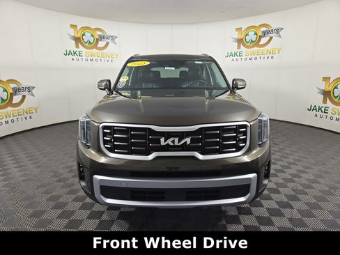Used 2025 Kia Telluride S FWD image 2