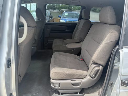 Used 2011 Honda Odyssey LX image 11