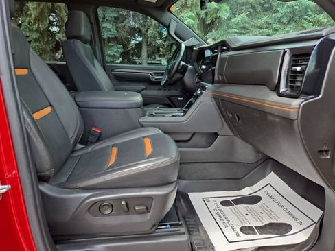 Used 2025 GMC Sierra 3500 AT4 w/ AT4 Premium Plus Package AWD/4WD image 40