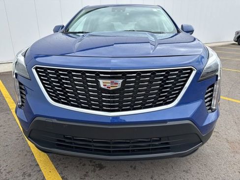 Certified 2023 Cadillac XT4 Luxury w/ Cold Weather Package image 4