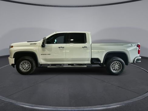 Used 2022 Chevrolet Silverado 2500 High Country w/ Z71 Off-Road Package image 5