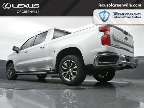 Used 2021 Chevrolet Silverado 1500 LTZ w/ Technology Package AWD/4WD image 38