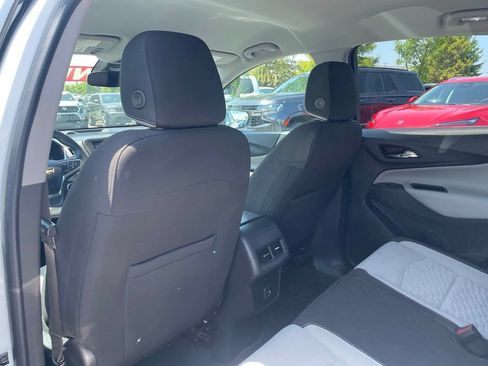 Used 2021 Chevrolet Equinox LT FWD image 23