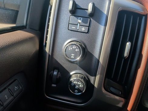 Used 2016 Chevrolet Silverado 3500 High Country w/ Duramax Plus Package image 28