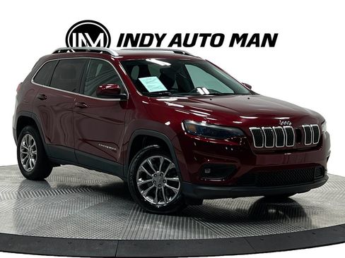 Used 2019 Jeep Cherokee Latitude Plus w/ Comfort/Convenience Group FWD image 2