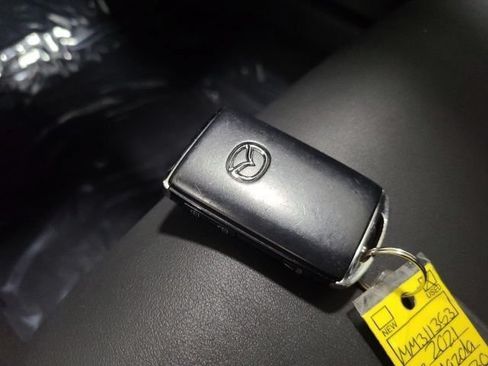 Used 2021 MAZDA CX-30 FWD 2.5 S w/ Select Package image 31