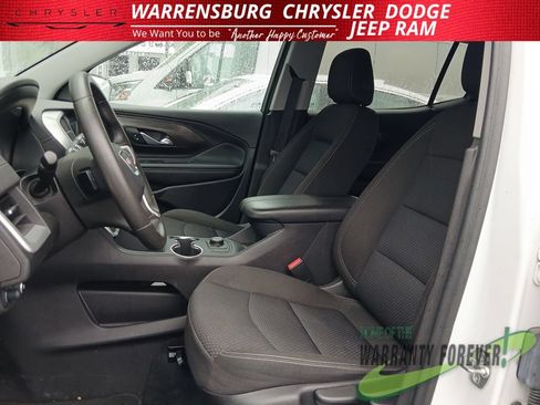 Used 2024 GMC Terrain SLE AWD/4WD image 12
