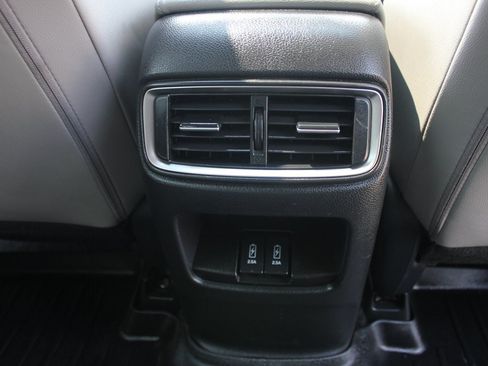 Used 2018 Honda CR-V Touring image 38