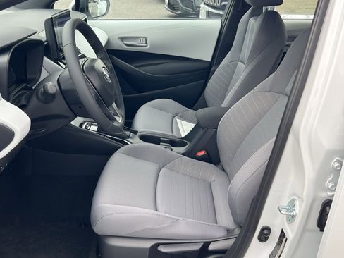 New 2026 Toyota Corolla SE image 7